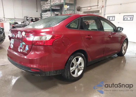 2013 Ford Focus Se z USA, uszkodzony, nr VIN 1FADP3F21DL344695